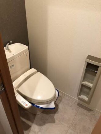 温水洗浄便座のトイレです。